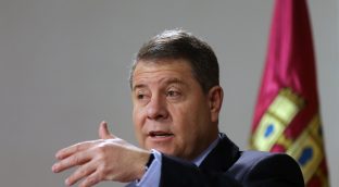 Page lamenta la «chulería» de un «aspirante a zar» y avisa de fortaleza de Europa