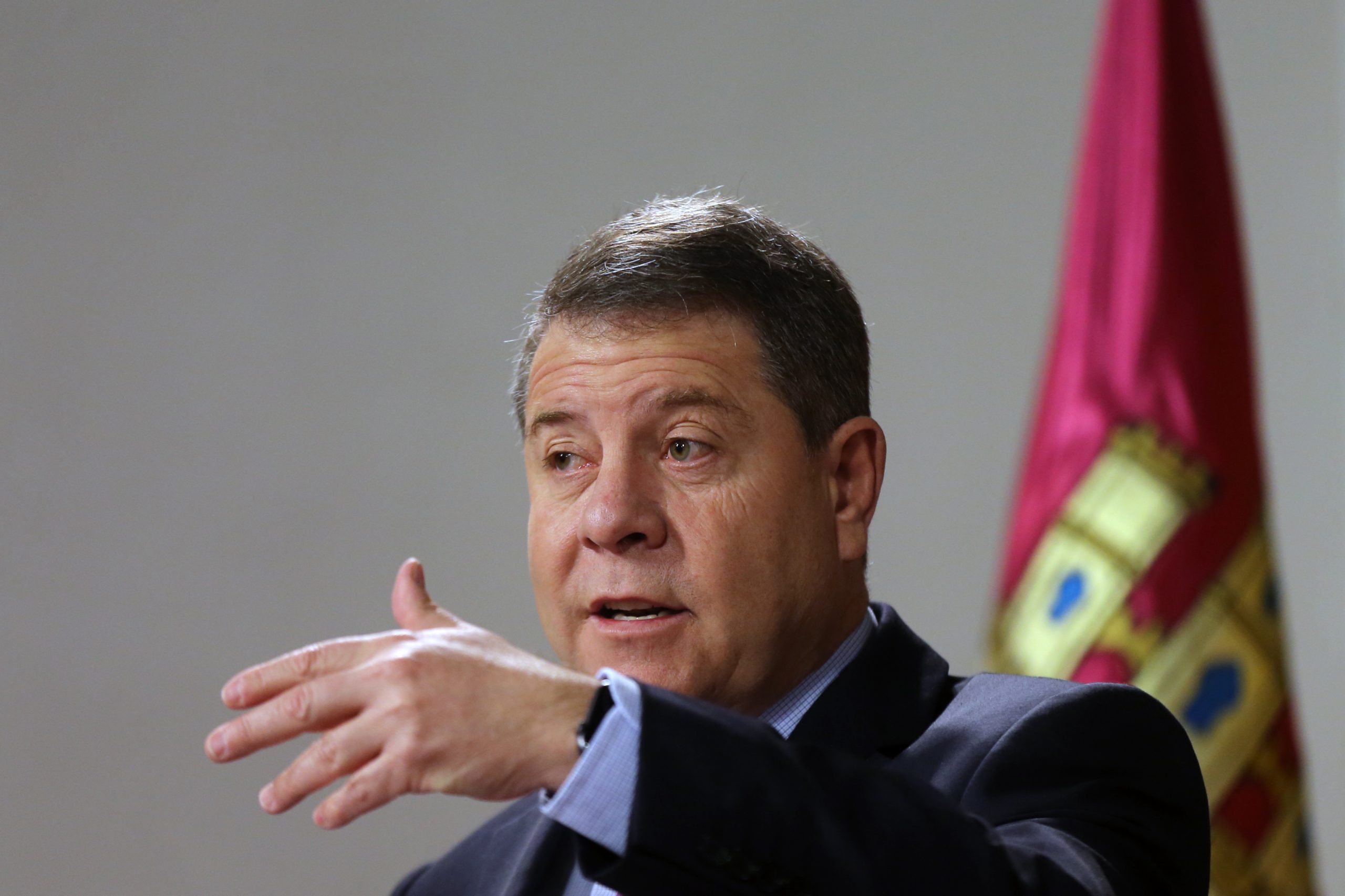 Page lamenta la «chulería» de un «aspirante a zar» y avisa de fortaleza de Europa
