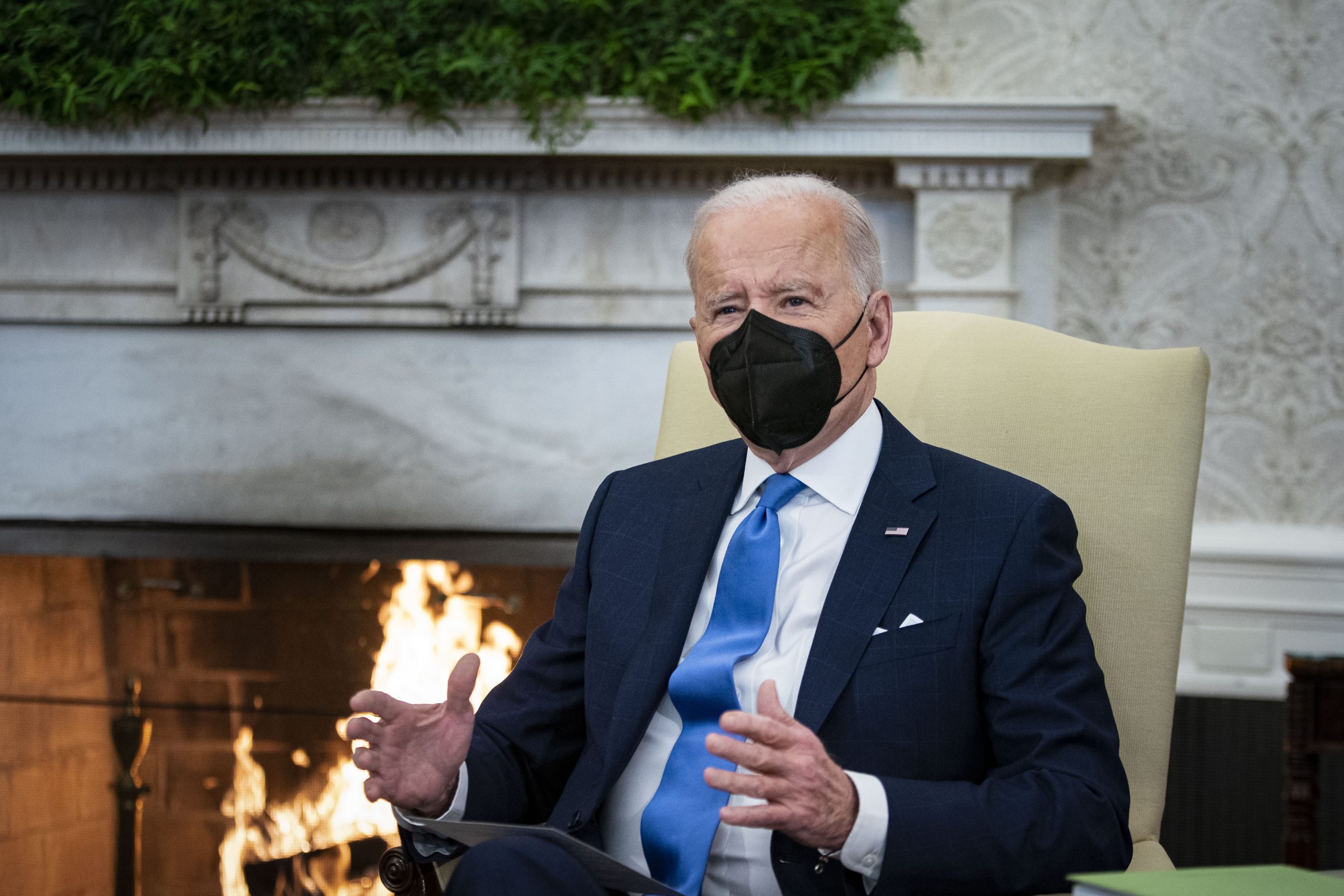 Biden aconseja a los estadounidenses en Ucrania que abandonen el país