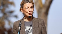 Yolanda Díaz usa la guerra del PP para que Podemos no haga ruido ante su gira
