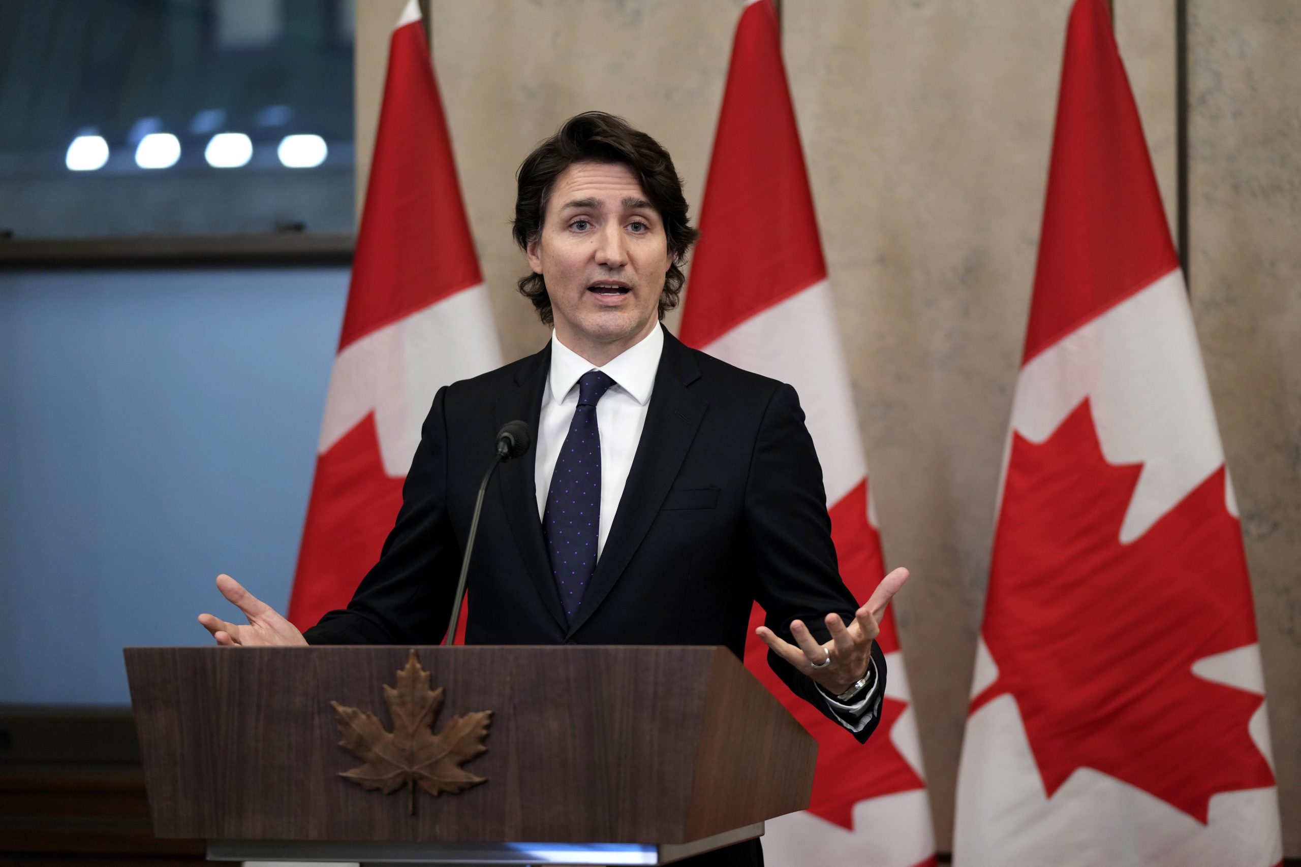Trudeau invoca poderes de emergencia para controlar las protestas en Canadá