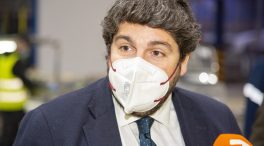 López Miras, el único barón del PP que cierra filas con la gestión de «Génova»