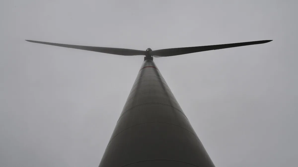 Villar Mir prevé cerrar en abril la venta de su filial energética con Naturgy y Endesa como candidatos
