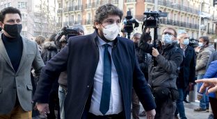 Fernando López Miras pide un gobierno en solitario y que cese el ruido