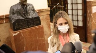Álvarez de Toledo pide a Casado que aclare el supuesto espionaje
