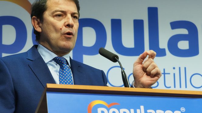 Mañueco pide que «la verdad se abra paso por encima de todo»