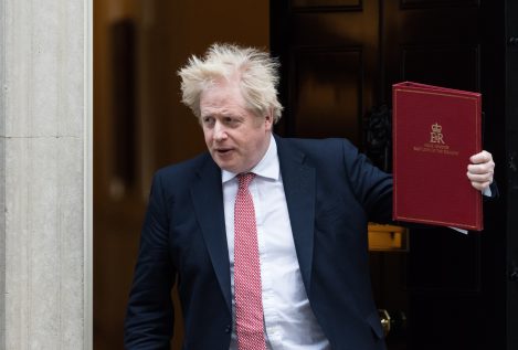 El Parlamento investigará por desacato a Boris Johnson por las fiestas en Downing Street