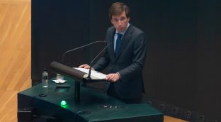 Carromero dimitió «para preservar al Ayuntamiento», según Almeida