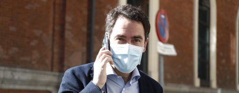 La carta de los siete amigos de Casado desactivó el «enroque suicida» de Egea