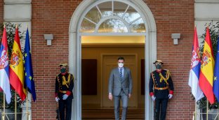 Sánchez acusa a Putin de violar la legalidad internacional