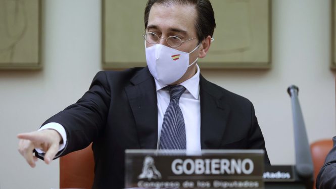 Albares no ve «descartable» una invasión de Rusia a Ucrania