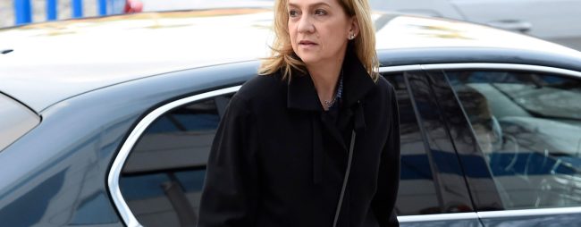 La infanta Cristina niega el perdón a Iñaki Urdangarin, quien afianza su nueva relación