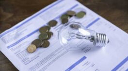 La luz cae ligeramente este domingo pero sigue multiplicando por cinco el importe que marcó hace un año