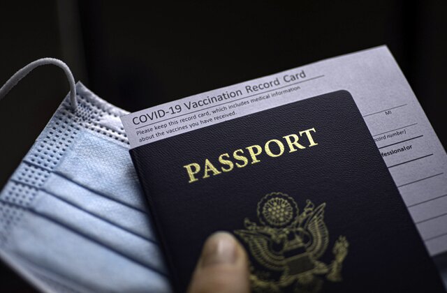 Estados Unidos obliga a sus ciudadanos a presentar el pasaporte covid para evacuar Ucrania