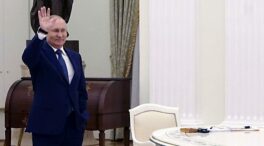 (VÍDEO) La frialdad de Rusia al recibir a Macron en Moscú que no deja indiferente a nadie