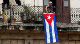 Cuba mantiene el veto a periodistas españoles tras arrebatarles su acreditación el pasado noviembre