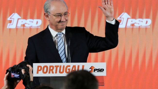 Dimite el líder del centroderecha portugués tras la derrota electoral: "Tengo sentido de responsabilidad"