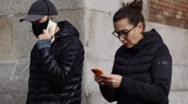 La incidencia en España baja por primera vez de los 2.000 casos este año