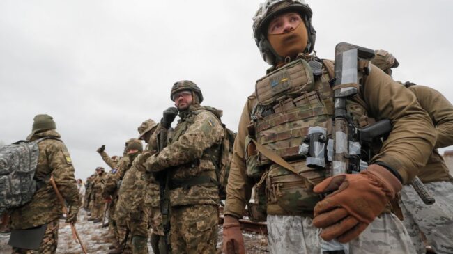 Soldados ucranianos mueren como héroes tras desafiar a un buque de guerra ruso: "Que os jodan"