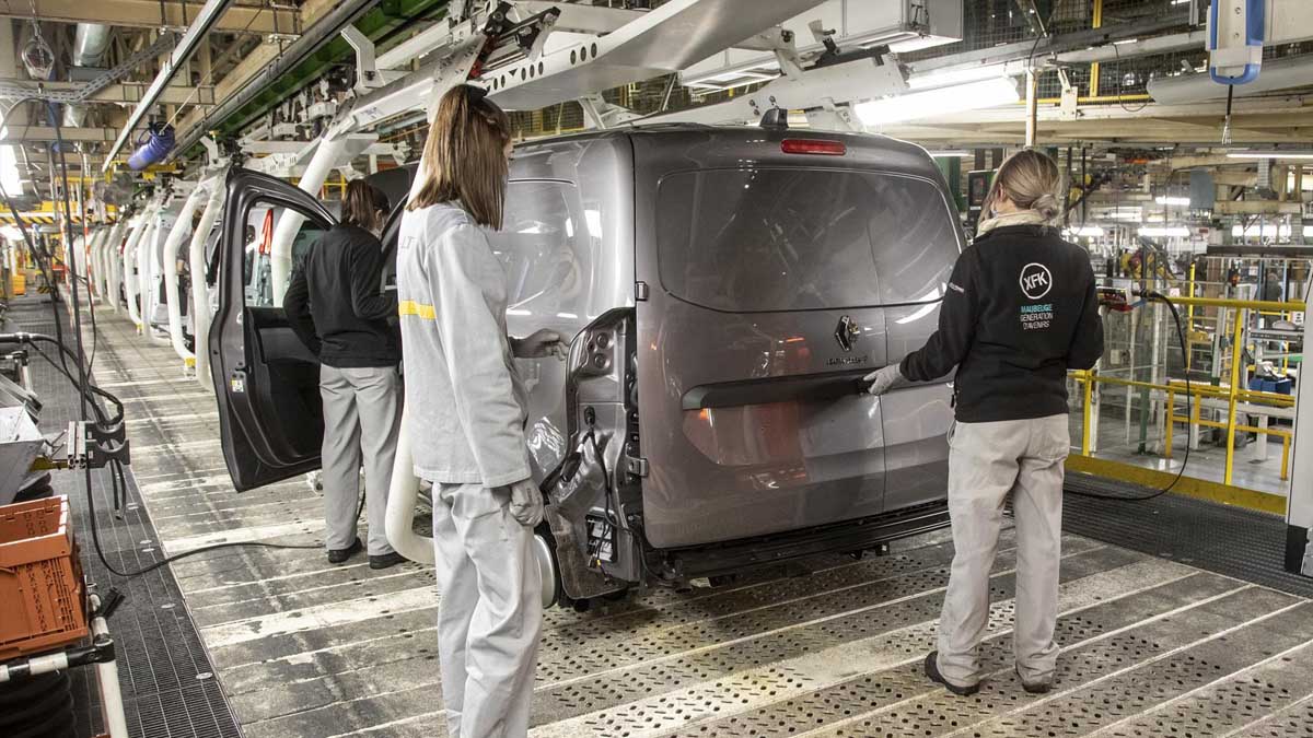 La facturación de la industria se dispara un 16,2% en 2021, su mayor avance desde 2002