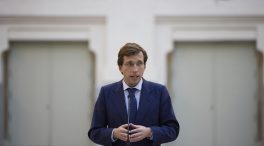 Almeida planta a Casado y planea abandonar la portavocía nacional del PP