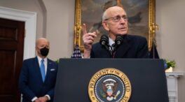 Biden inicia el proceso para elegir a la primera jueza negra del Supremo, en medio de la polémica migratoria