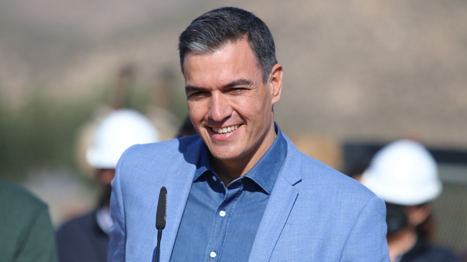 Pedro Sánchez llama a la inversión y anima a profundizar en las relaciones bilaterales desde Emiratos Árabes