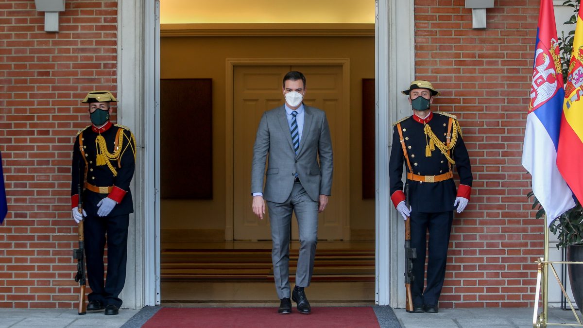 Sánchez suspende la conferencia de presidentes y viaja a Bruselas para coordinar la respuesta contra Rusia