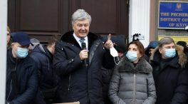 El expresidente de Ucrania Petro Poroshenko rechaza la propuesta de asilo político de Putin