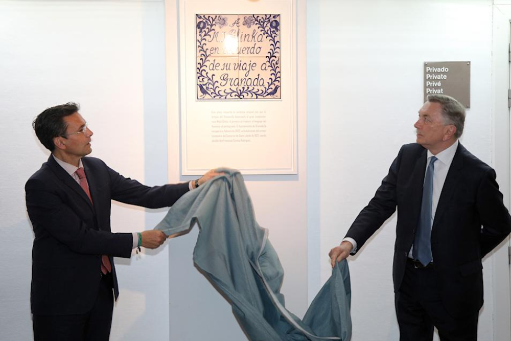 Granada acerca posturas con Rusia para acoger el Hermitage que Barcelona rechaza
