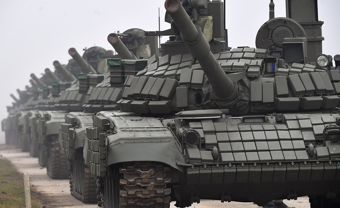 EE.UU. enviará a Ucrania 400 millones de dólares en ayuda militar: 45 tanques soviéticos del modelo T-72