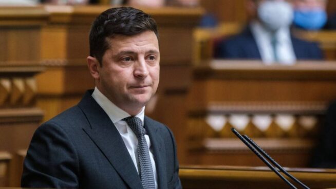 Zelenski afirma que Ucrania no ha percibido todavía una retirada de las tropas rusas