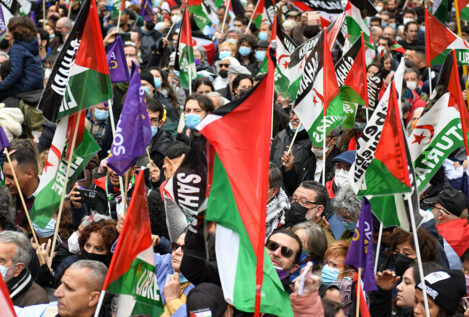 Dos mil personas protestan contra el giro del Gobierno en el Sáhara: «No en mi nombre»