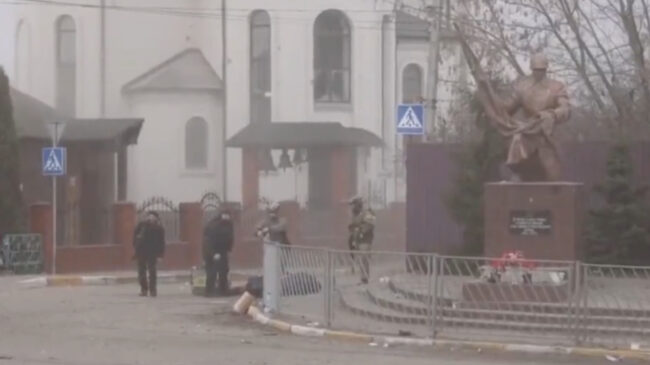El vídeo que demuestra cómo Rusia mata a una familia ucraniana mientras huía de la guerra