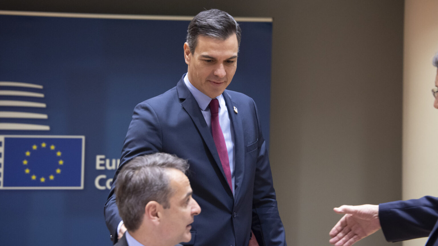Sánchez recibe el aval de la UE para adoptar medidas unilaterales ante la crisis eléctrica