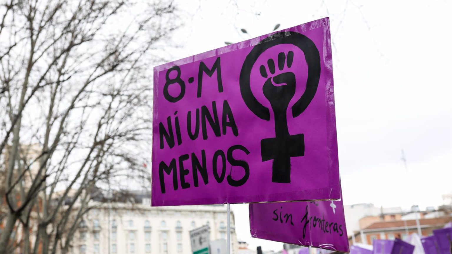 Los organizadores del 8-M impulsan dos manifiestos que difieren en la ‘ley trans’