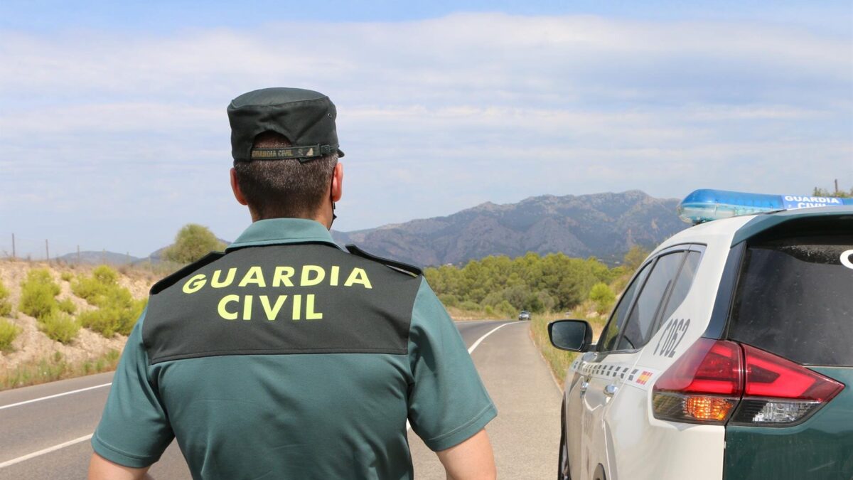 Detenidos cuatro guardias civiles en Baleares por organización criminal y acoso