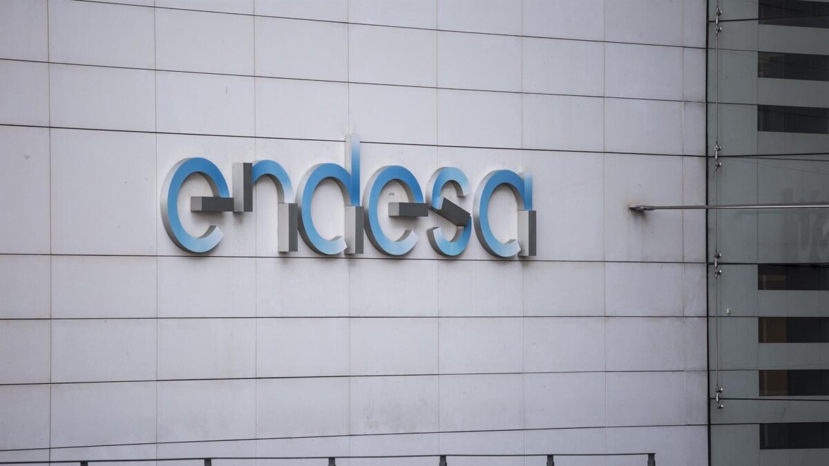 Endesa invertirá 600 millones en un proyecto híbrido de renovables en Portugal