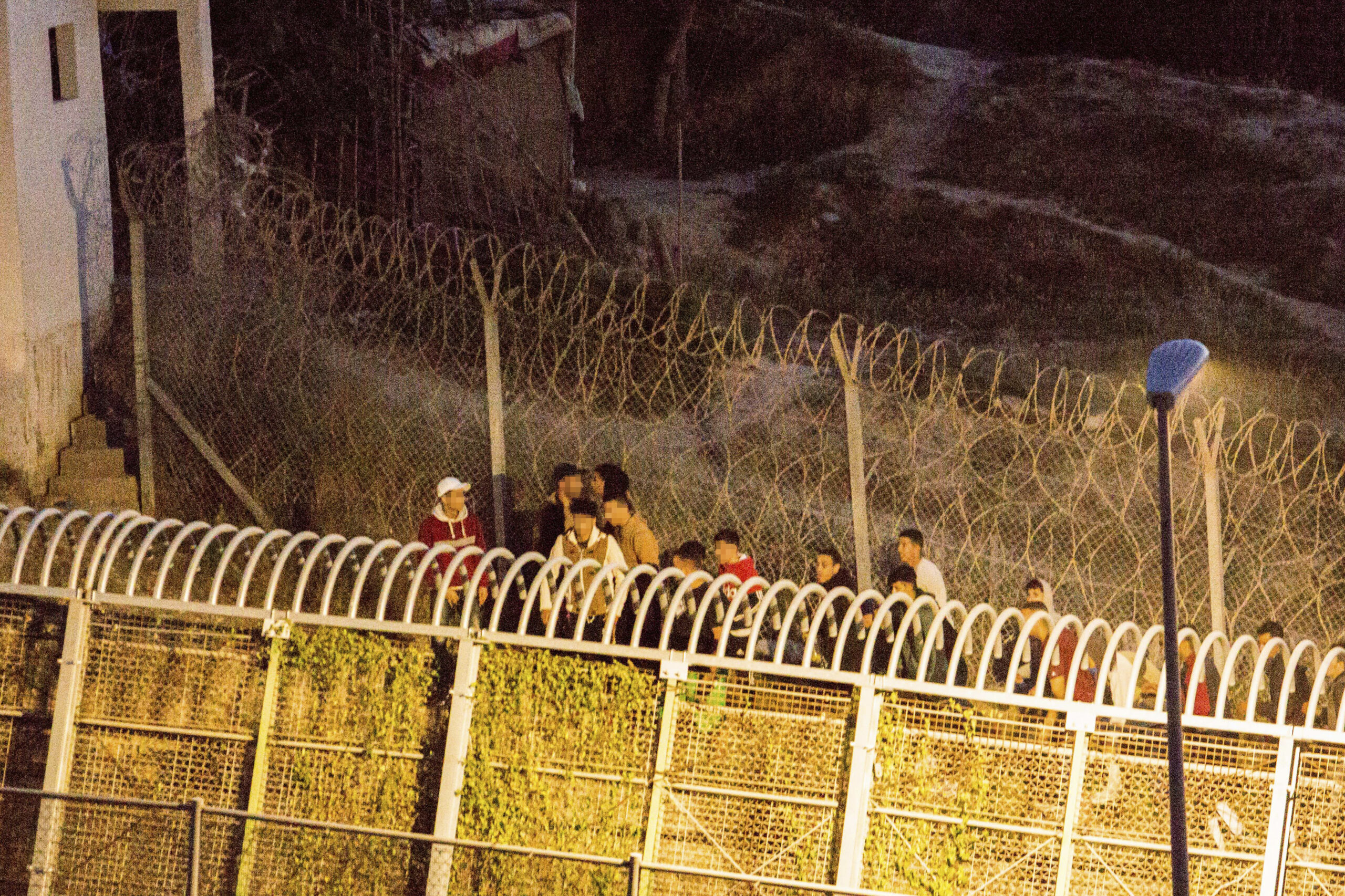 Interior pondrá ‘peines invertidos’ en el trozo de la valla de Melilla donde saltaron los inmigrantes