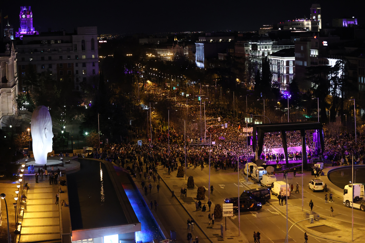 Las marchas feministas del 8-M reúnen a 30.000 personas en Madrid