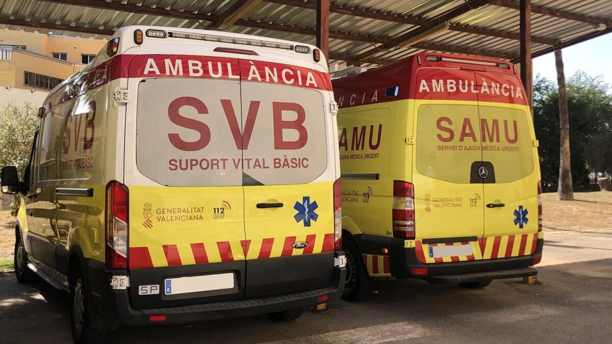 Muere un hombre y otras cuatro personas resultan heridas en un incendio de vivienda en Paterna (Valencia)