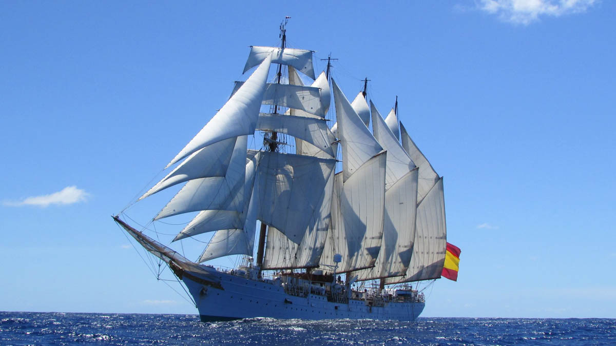 El buque ‘Juan Sebastián de Elcano’ agota las entradas para visitarlo en Barcelona 18 años después