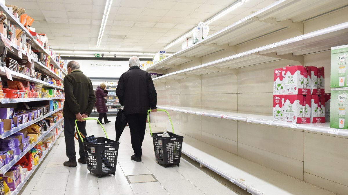 Leche, aceite, pescado… Así han subido los precios de los alimentos en los supermercados