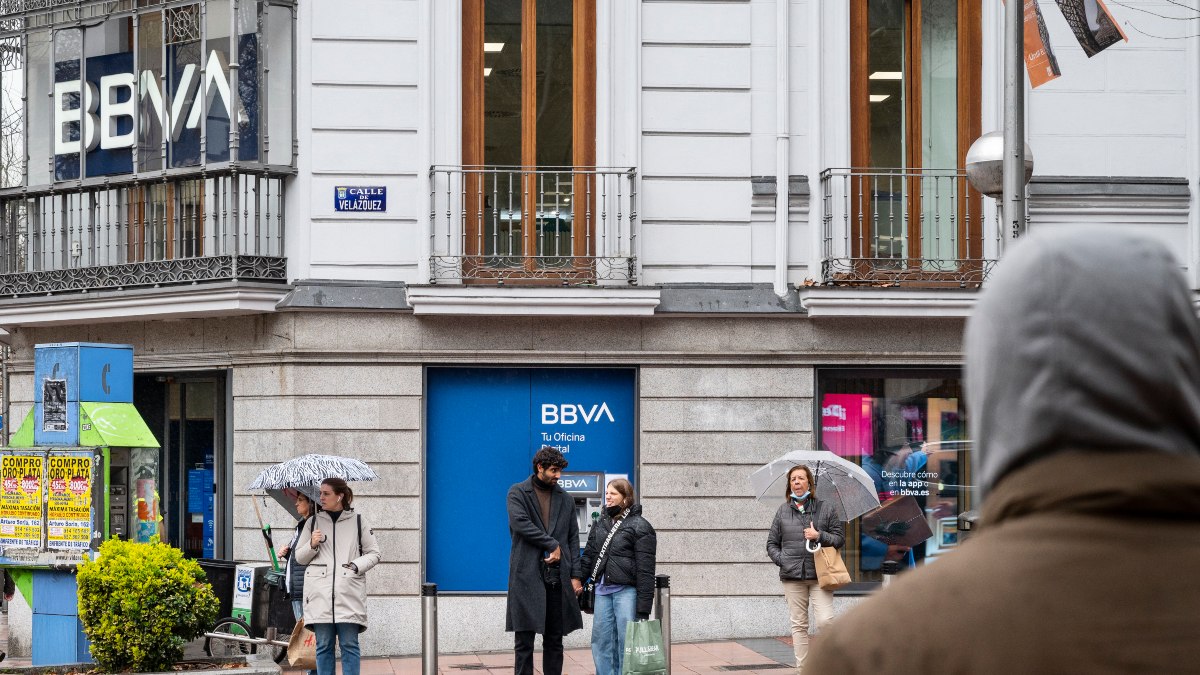 BBVA se lanza a dar créditos rápidos a mitad de precio en plena pérdida de poder adquisitivo