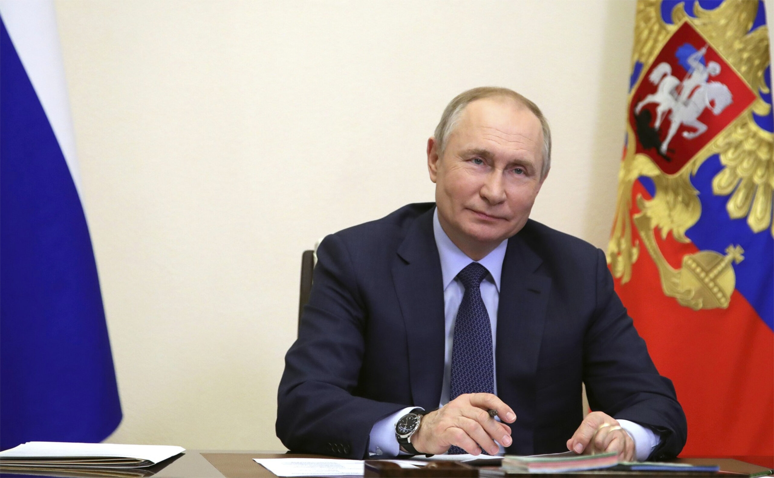 Putin firma un decreto para reclutar a más de 130.000 soldados adicionales