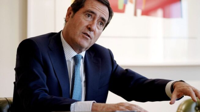 Los empresarios rechazan las "inaceptables" medidas sobre despidos y alquileres del Gobierno