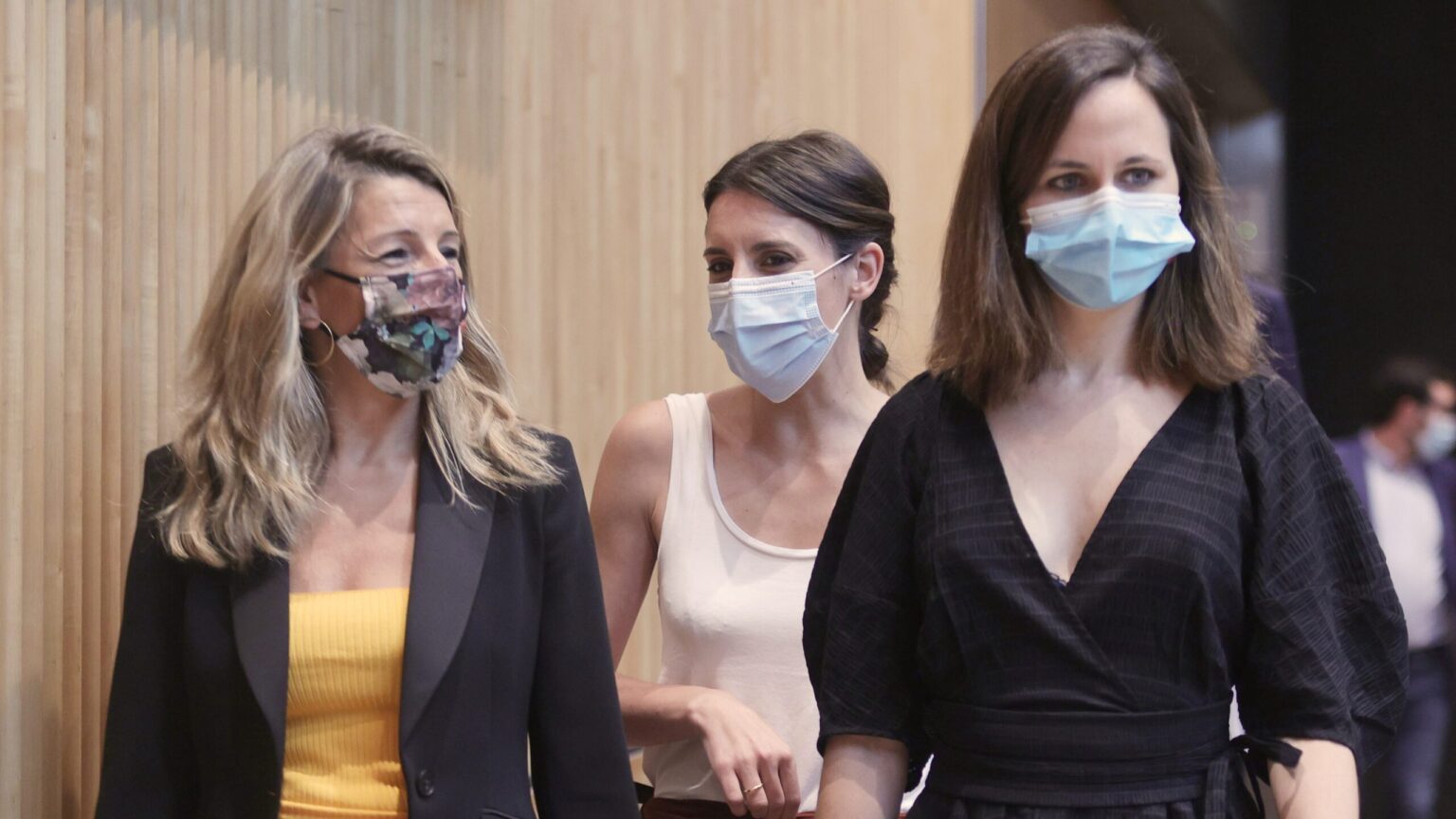 Podemos y Yolanda Díaz dejan solo a Sánchez en su compromiso de gastar más en Defensa