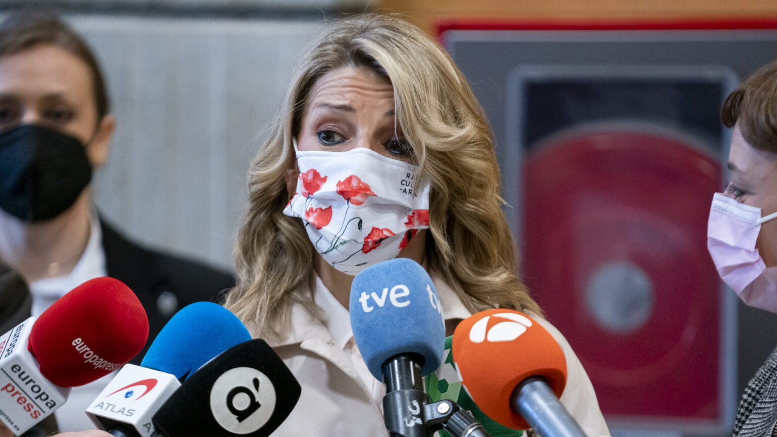 Yolanda Díaz arremete contra Sánchez por su viraje sobre el Sáhara y denuncia su «opacidad»