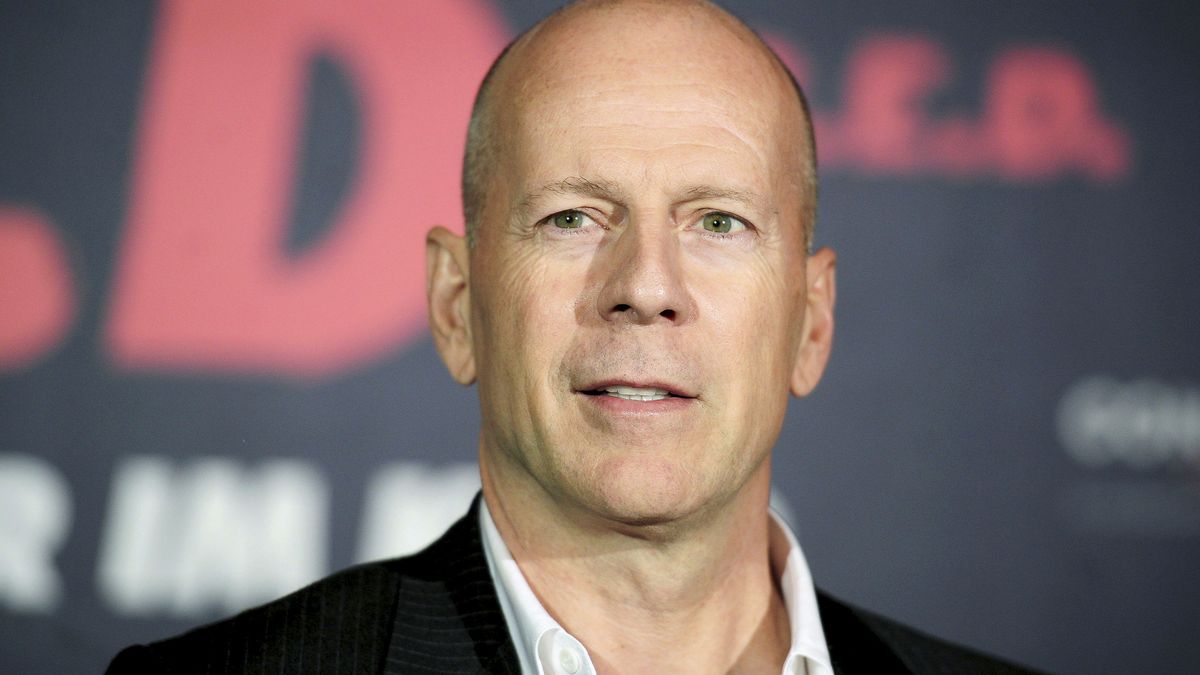 El actor Bruce Willis se retira tras ser diagnosticado de afasia, un trastorno del lenguaje y la capacidad comunicativa