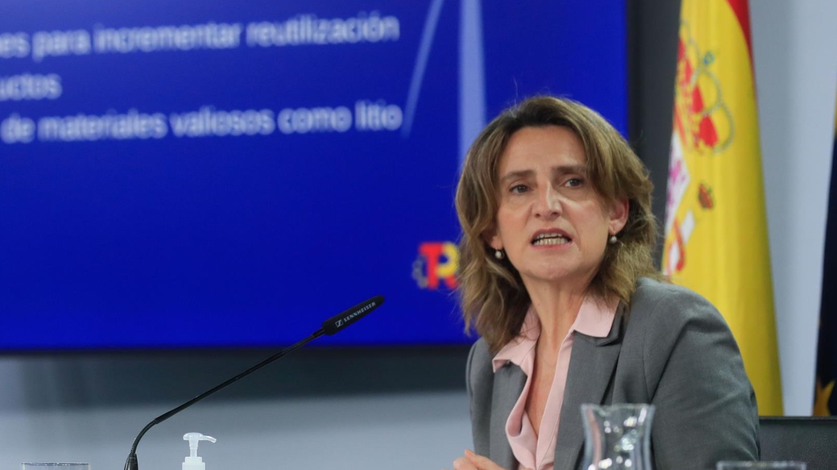 El Gobierno se dispone a intervenir el precio de la luz tras el visto bueno de la Comisión Europea